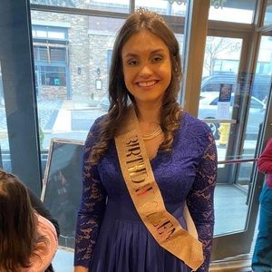 Meet your Posher, Macy